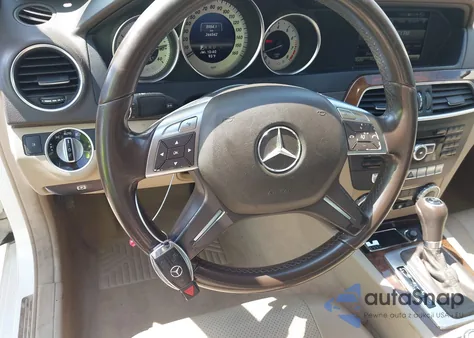 2013 Mercedes-Benz C 250 Luxury from USA, damaged, VIN WDDGF4HB0DA773342